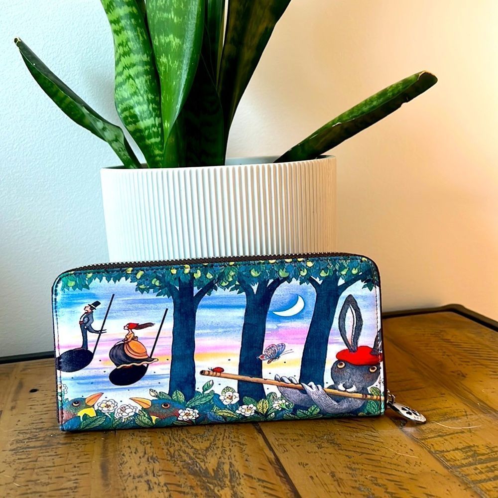 🎈Host Pick 🎈NWOT - Bepness wallet